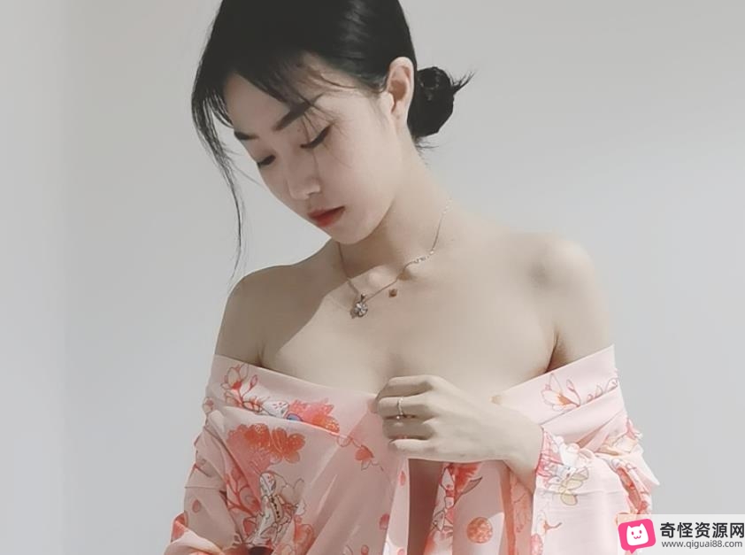 高气质美女李子玥自拍截图