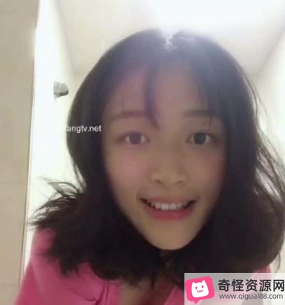 零零后小女友和男友甜蜜自拍视频截图