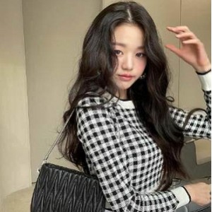 82社区LiSa：粗犷性感的东北美少女，蕾丝诱惑服装，舞蹈才艺，完美收获经济收益！