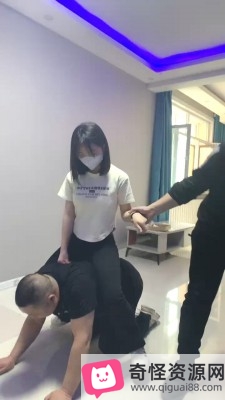 精神小妹首播素人情侣主-小白鞋棉袜-舔脏鞋闻棉袜bf27555，时长26分钟