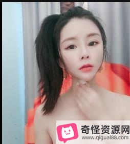 瑜伽女神领军舞蹈老师，性感自拍视频时长3分50秒