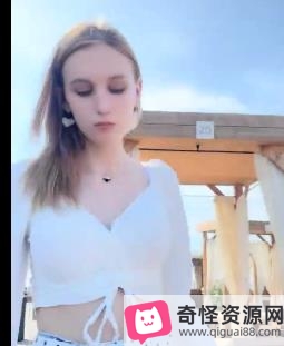 户外挑战胀婧东北大神与俄罗斯女友，PS身材，观看