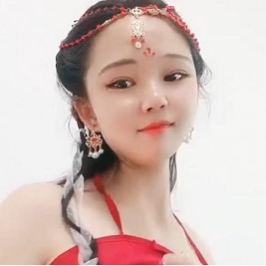 OnlyFans精选反差女神linhicute视频合集2.2G身材表情资源