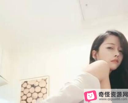 虎牙网红浮力主播美女自娱自乐热舞合集1v-1.08g