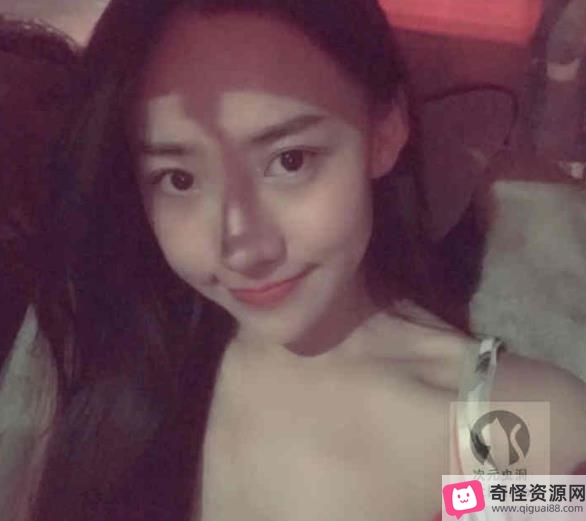 高颜值网红微博福利姬美少女：39集视频245M，照片合集